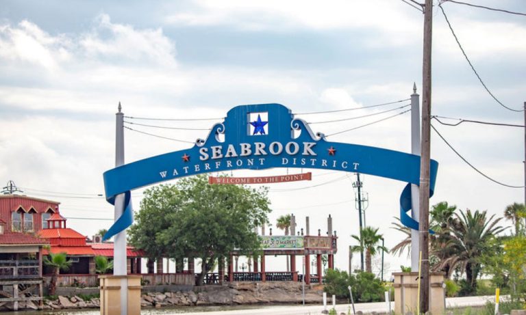 Sign of Seabrook TX's Waterfront District.